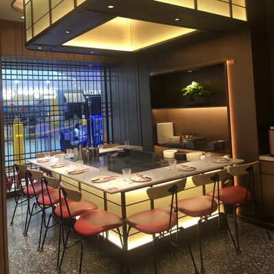 रेस्तरां के लिए 48 इंच जापानी परिवार Teppanyaki ग्रिल टेबल